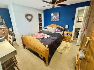High Street- click for photo gallery